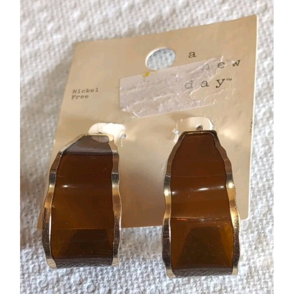 A New Day Brown Gold Wavy Hoop Earrings Resin Nickel Free NWT